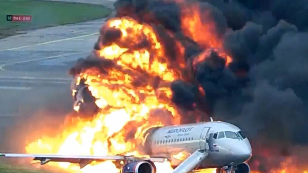 Семьи жертв крушения SSJ-100 подали иск к производителям самолёта