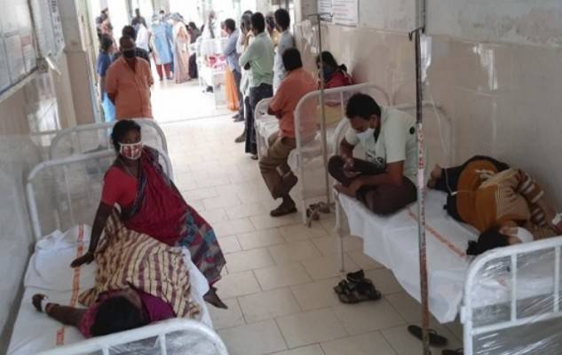 В Индии случилась вспышка новой неизвестной болезни: в реанимации сотни человек