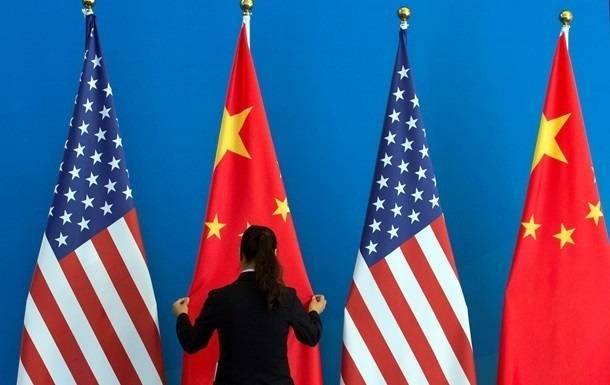 США расширили санкции против Китая за Гонконг
