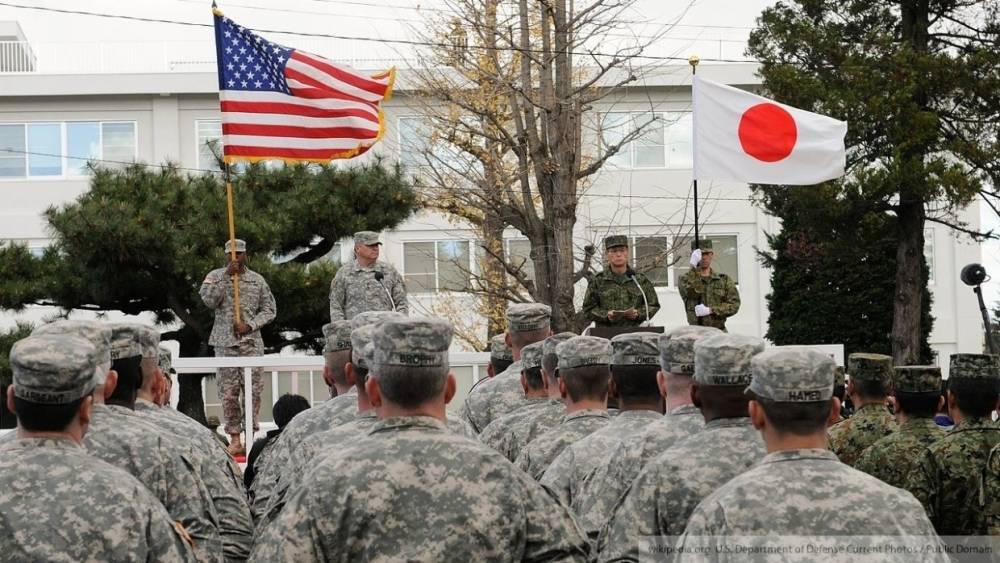 США используют Японию как плацдарм для антироссийской политики
