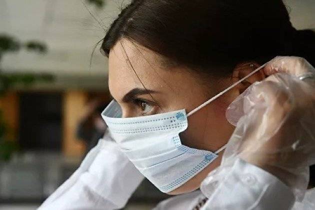 Саклаков: Россия в пандемию оказалась на голову выше стран с хвалёной медициной