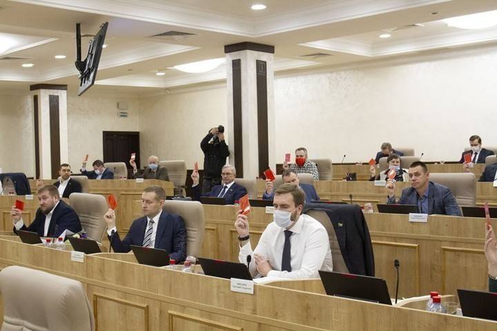 Екатеринбургские депутаты утвердила последние корректировки в городской бюджет