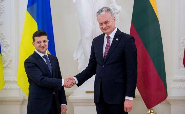Г. Науседа приветствует решение Украины присоединиться к санкциям ЕС по Беларуси