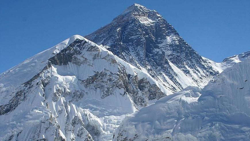 8848 метров и 86 сантиметров: Китай и Непал согласовали высоту Эвереста