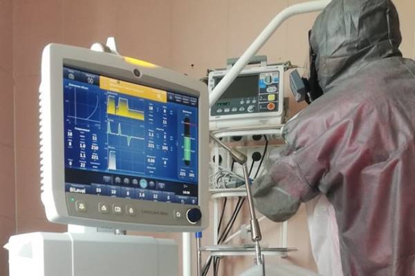 Покровская больница получила 230 новых кислородных концентраторов