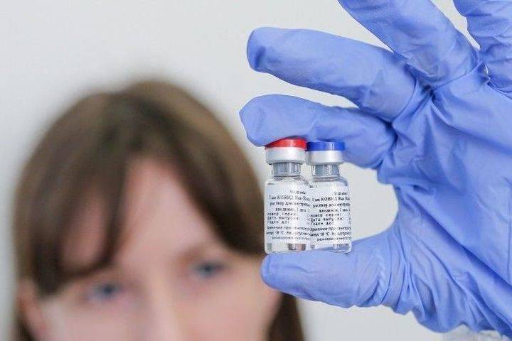 В Астраханскую область завезли вторую партию вакцины от коронавируса