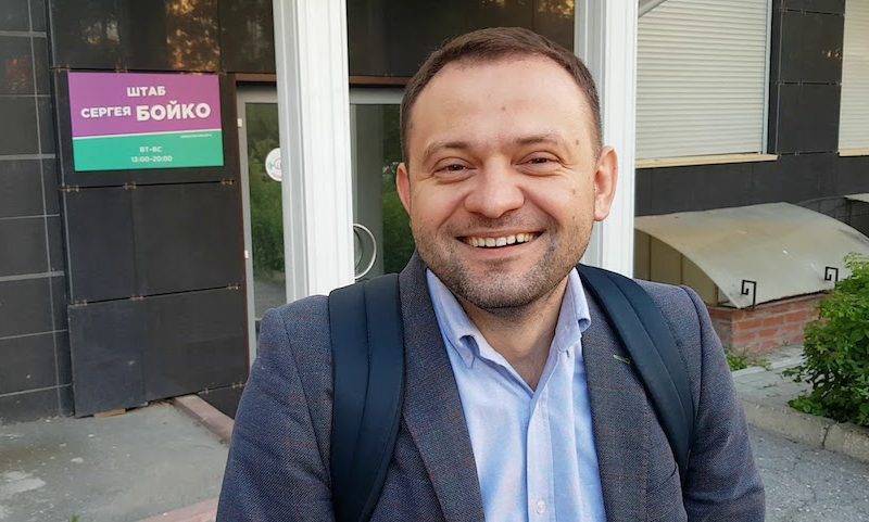 «Попить коньячка с полицией - за счет мэра»: депутат Новосибирска предложил отправить бюджет в мусорку
