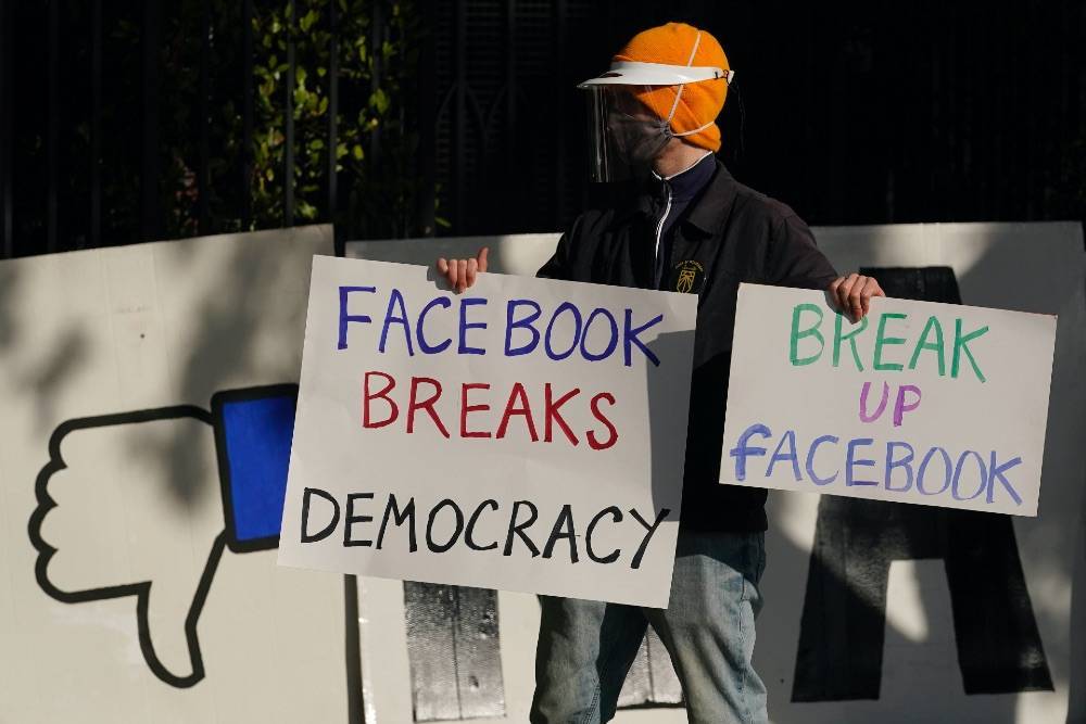 Власти США обвинили Facebook в нарушении антимонопольного законодательства