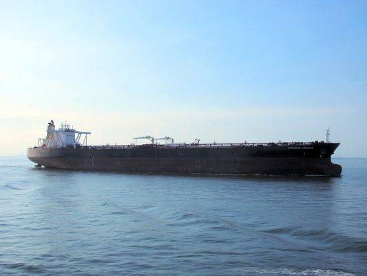 США сняли санкции с китайской танкерной компании COSCO