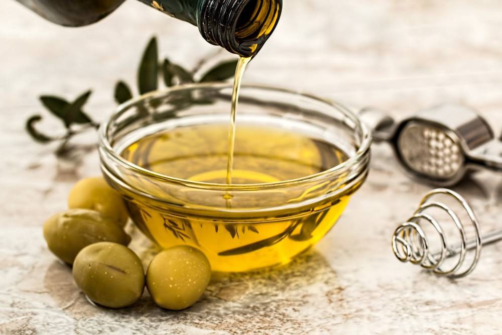 Оливковое или подсолнечное: в Роскачестве сравнили два вида масла