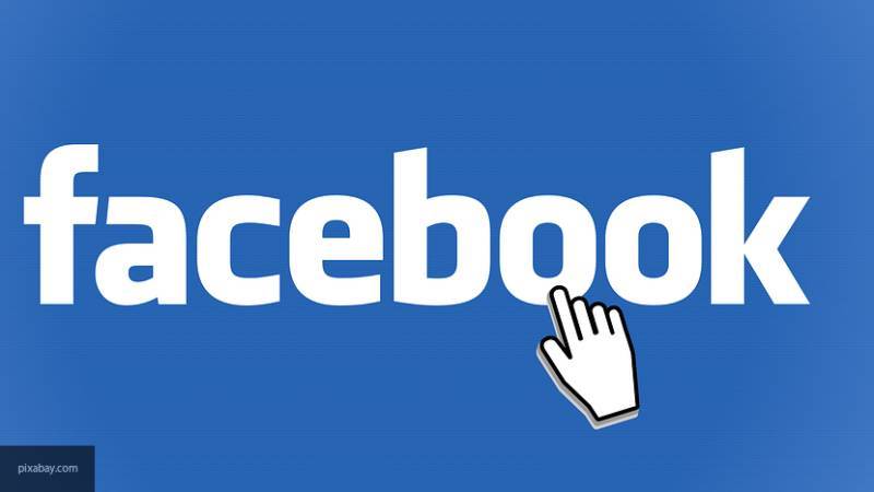 Директор Ассоциации мессенджеров Зыков рассказал, что действия Facebook политизированы