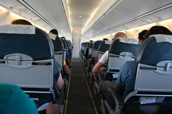 Пассажир «Аэрофлота» получил 3,5 года колонии за дебош в самолёте