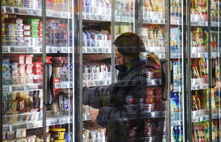 В России ввели усиленный режим дезинфекции для кафе и продуктовых магазинов