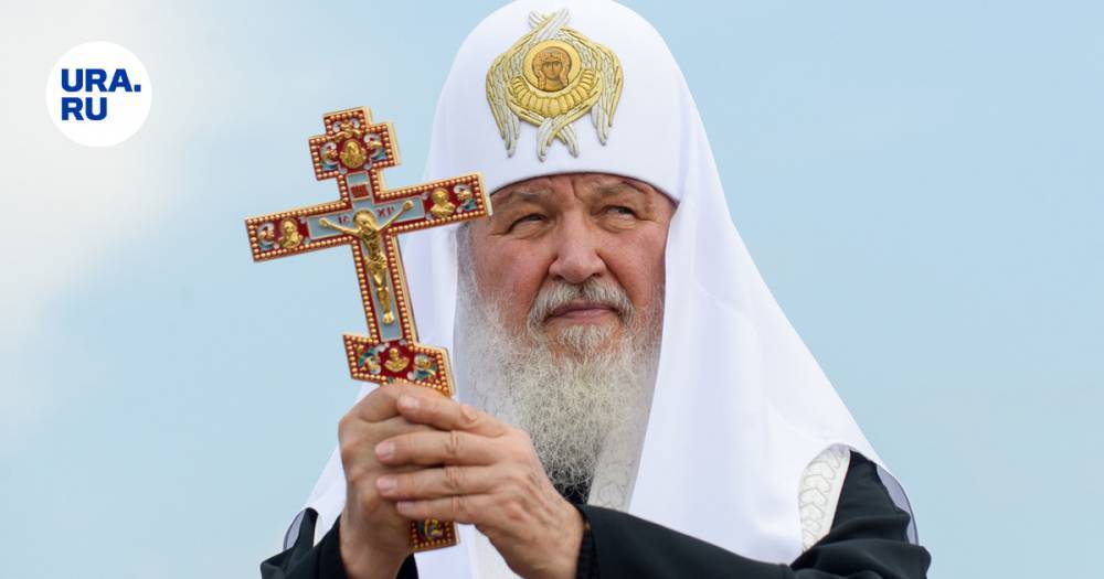 Патриарх Кирилл предложил упомянуть бога в Конституции