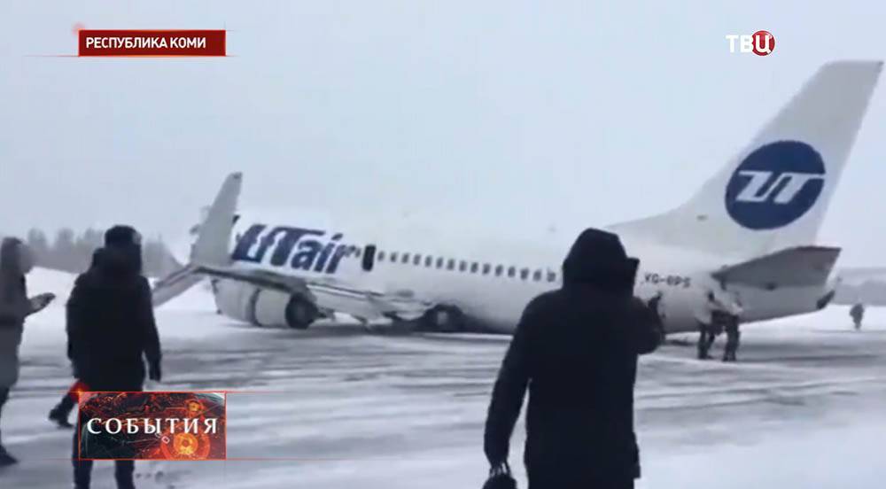Командир Boeing-737 рассказал о жесткой посадке в Усинске