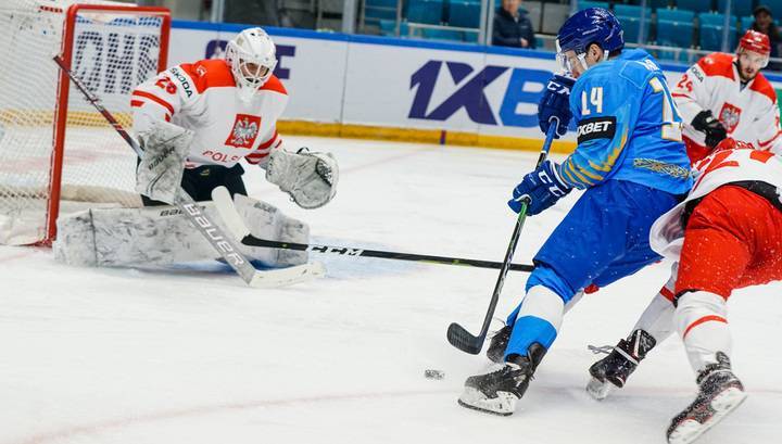Хоккеисты Польши оставили Казахстан без Олимпиады