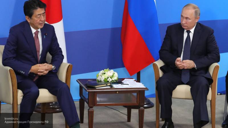 МИД Японии сообщил о возможном проведении переговоров с Россией в Москве