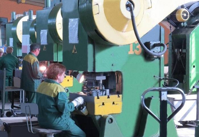 Глазовский завод «Форвард-мебель» планирует расширить производство