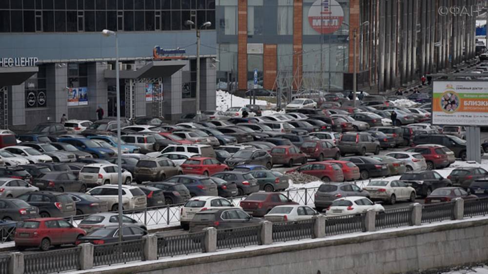 Названы самые продаваемые в России автомобили с пробегом