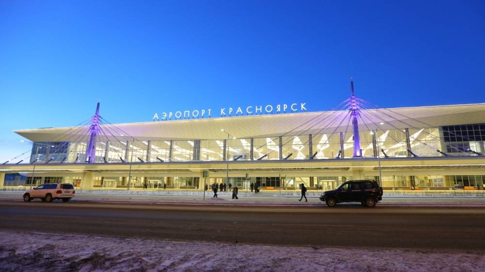 Boeing-737 готовится к экстренной посадке в Красноярске из-за проблем с закрылками