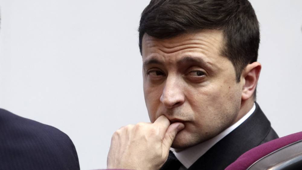 Помощник Зеленского заявил, что Киев желает прекратить войну в Донбассе