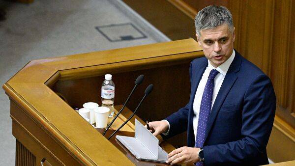 В Киеве заявили, что вопрос о возвращении послов России и Украины не стоит в повестке