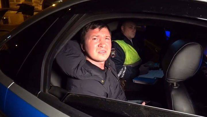 "Шариков надулся": пьяный петербуржец устроил гонки с полицией на Дворцовой площади