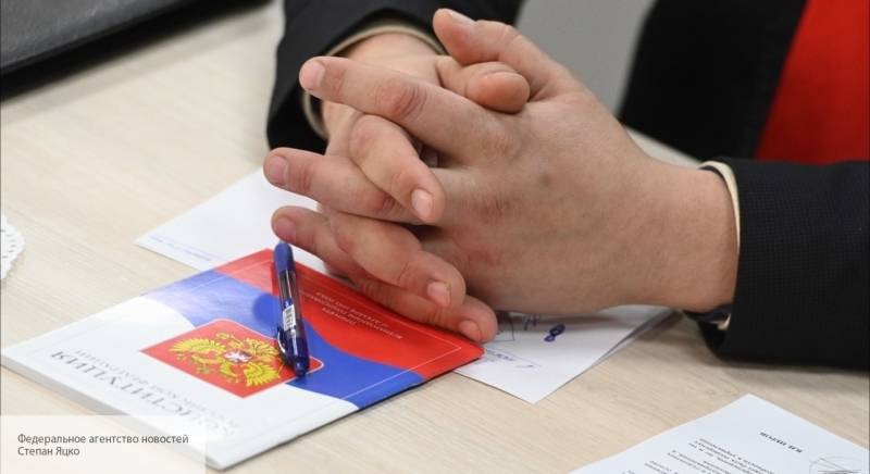 В Госдуме РФ анонсировали встречу рабочей группы по Конституции с Путиным