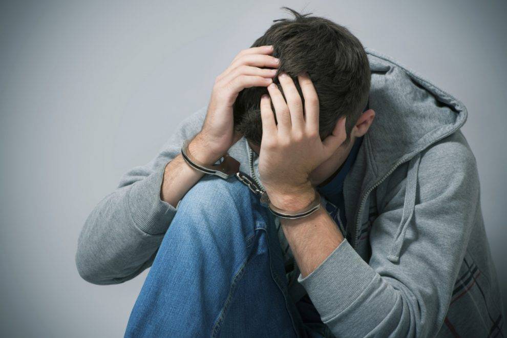 «Законопослушный» подросток в Удмуртии избил и ограбил знакомого