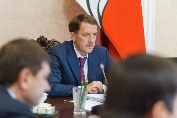 Депутаты Госдумы отправили "в отставку" Геннадия Кулика, освободившего место для бывшего вице-премьера Гордеева