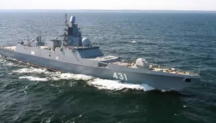 Новейший российский фрегат испытал артиллерию и системы защиты. Видео