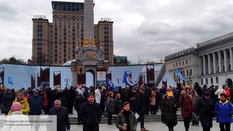 Цеков: подобные Pussy Riot «активисты» устроили Майдан на Украине