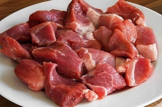 Диетолог рассказала, как снизить вред от употребления красного мяса