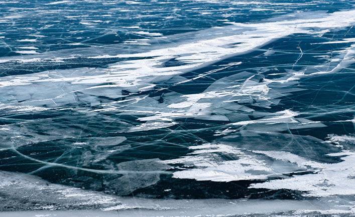 ABC (Испания): раскрыта тайна кругов на льду озера Байкал