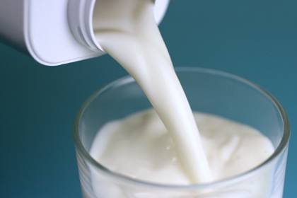 Российский диетолог развенчал миф о молоке