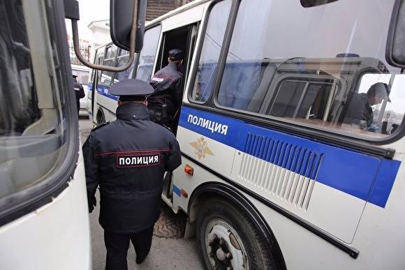 В Москве задержали участников пикетов в поддержку фигурантов дела «Сети»