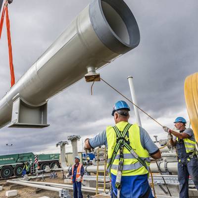 "Газпром" рассчитывает запустить газопровод "Северный поток-2" в конце 2020 года