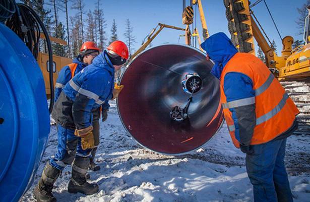 Кабмин хочет дать льготы газовикам и нефтяникам в Арктике
