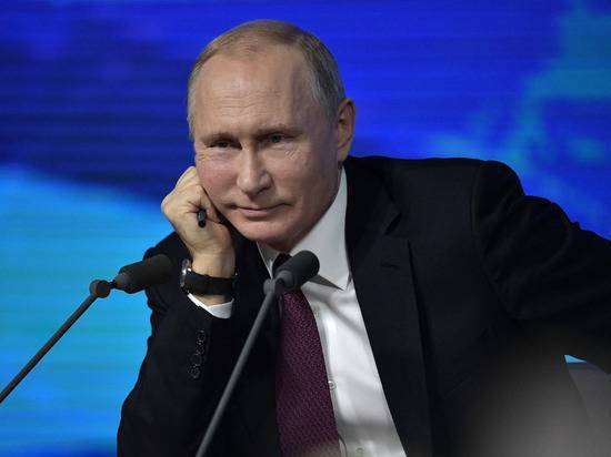 «Левада-центр»: Уровень доверия Путину снизился почти в два раза