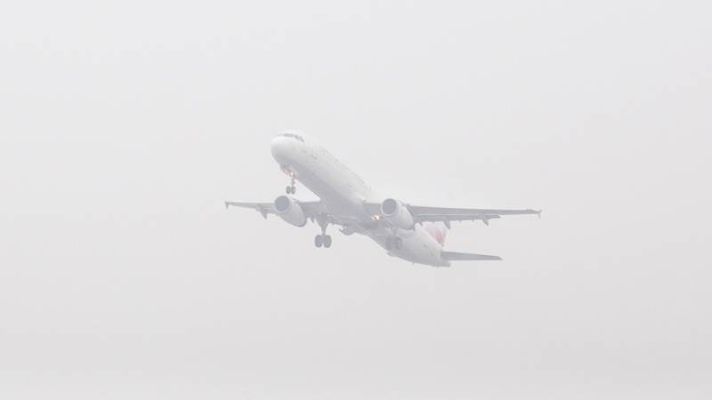 Аэропорт Норильска приостановил работу из-за сильного снега и ветра