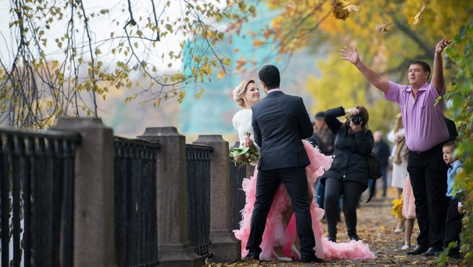 В Петербурге за год свадьбу сыграли молодожены из 84 стран дальнего зарубежья