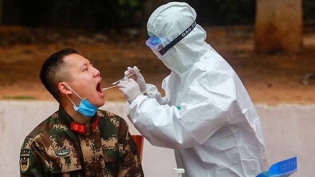 Коронавирус: Китай сообщил о снижении числа зараженных