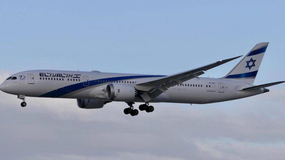 Из-за короновируса: страховые компании в Израиле не оформляют полисы отмены полета