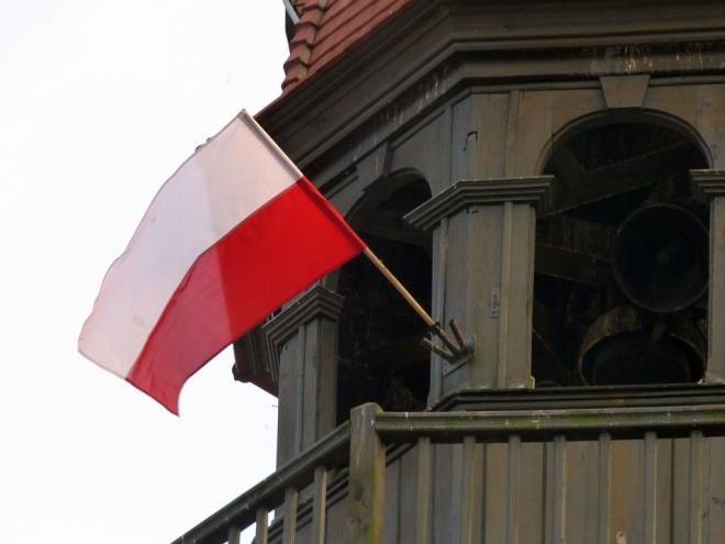 Польша пытается переписать историю в рамках инфовойны Запада против РФ