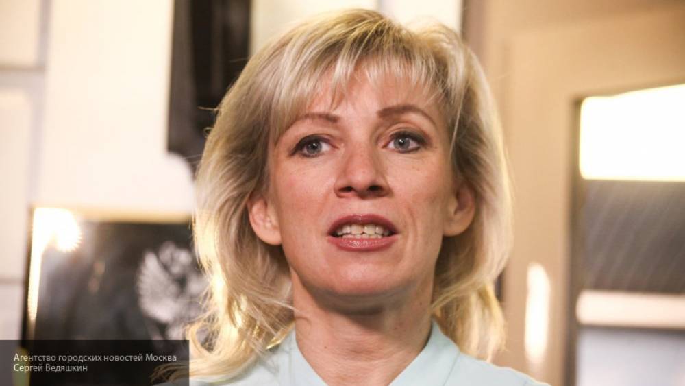 Захарова осудила Варшаву за представление фейков о ВОВ в качестве исторических фактов