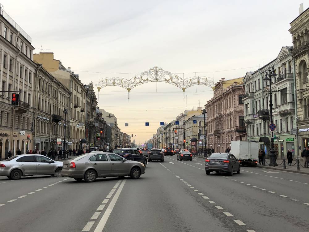 Специалисты рассказали о способе снижения уровня шума на Невском проспекте в Петербурге