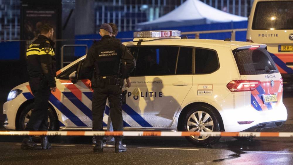 Мощный взрыв прогремел в офисе почтовой компании в Амстердаме