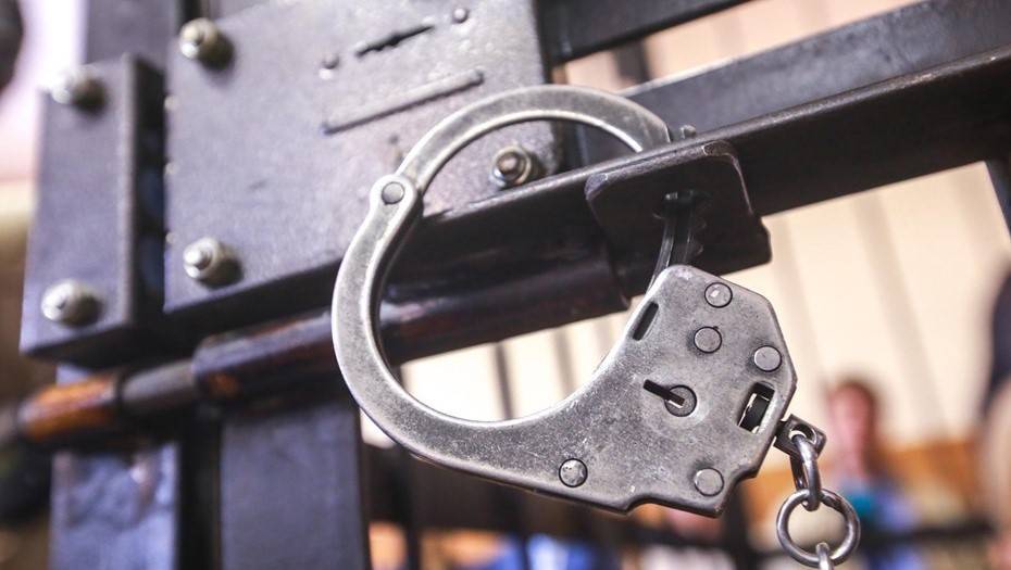 Суд арестовал женщину, похитившую сейф с 3 млн рублей у петербургского бизнесмена