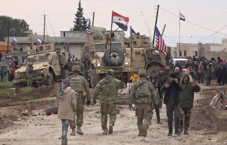 Российские военные разняли солдат США и жителей Сирии