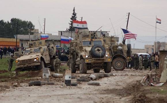 В соцсетях появилось видео перестрелки между солдатами США и гражданскими в Сирии